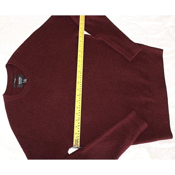 Nordstrom Men's Shop -100% Cashmere Waffle-Knit Crewneck in Dark Red, S oversize - Picture 11 of 11